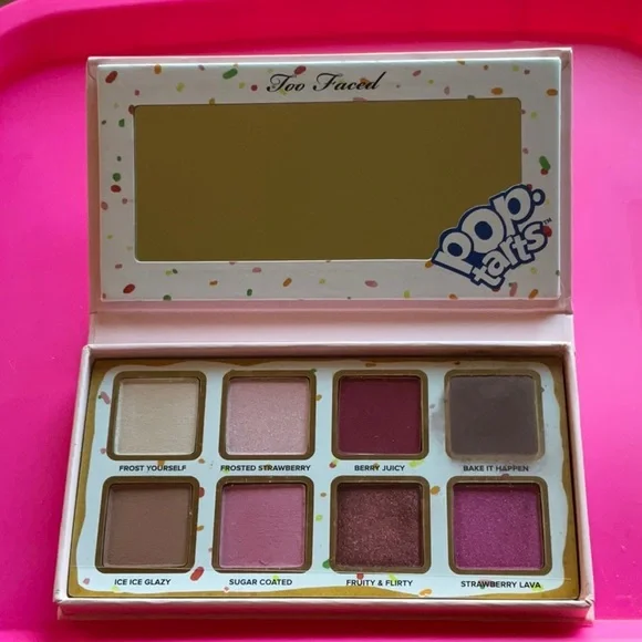 🍓 TOO FACED POP-TARTS ®️ FROSTED STRAWBERRY EYE SHADOW PALETTE 🍓 NWT 🍓